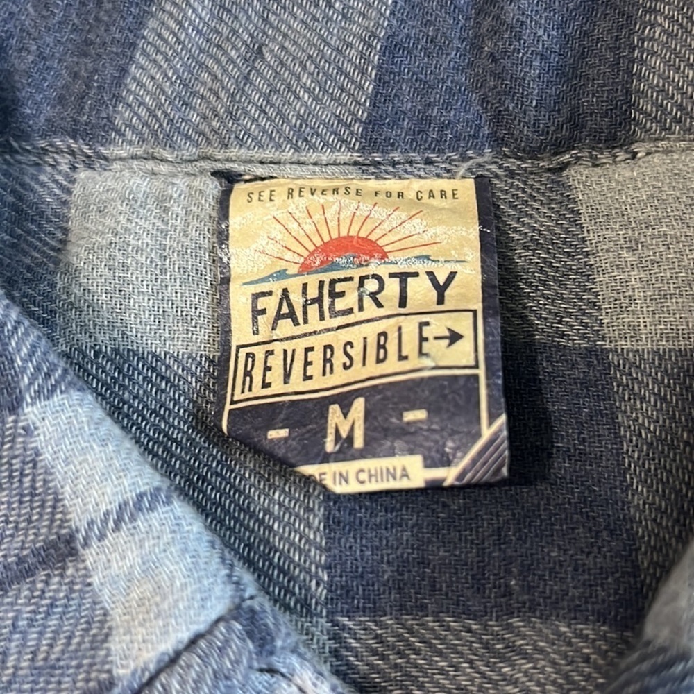 Faherty Reversible Plaid Button Down Size M - image 3